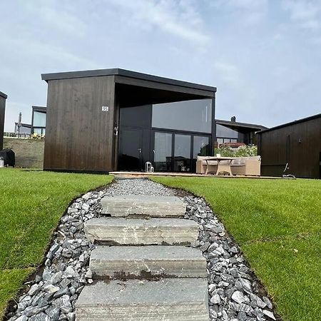 Attraktiv & Smart Funkishytte Pa Nes Strandhager. Arnes  Экстерьер фото